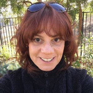 Meet Your Great Deals & Fast Shipper Posher